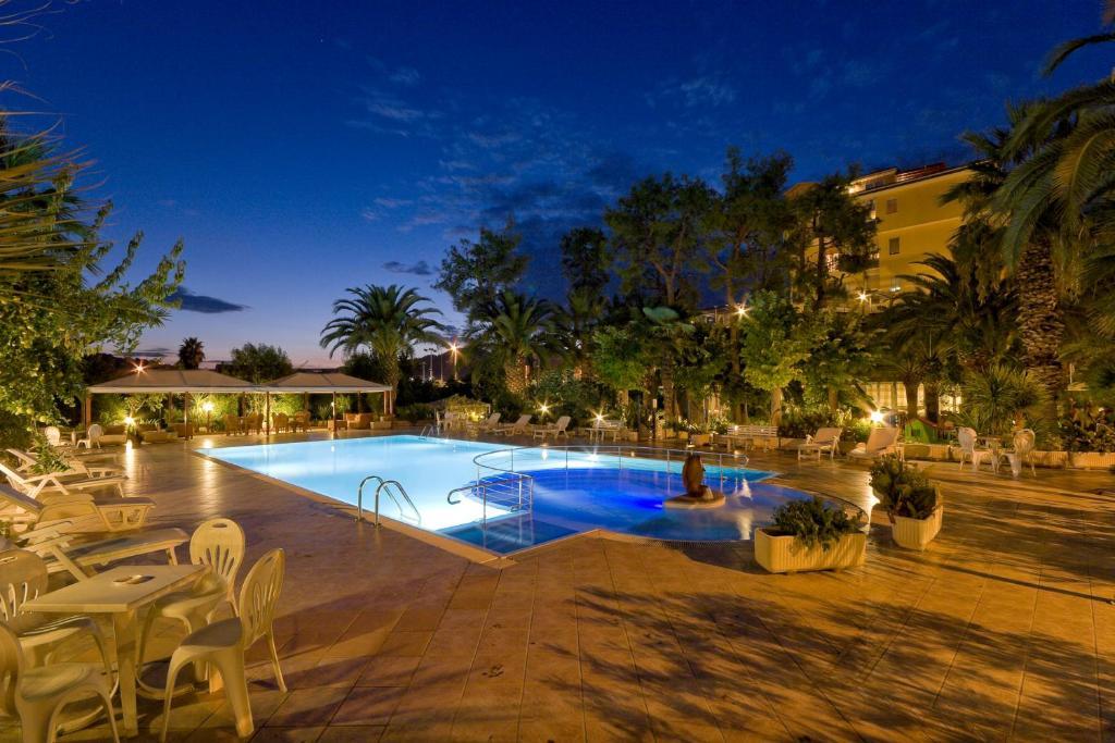 Hotel Marconi San Benedetto del Tronto Ngoại thất bức ảnh